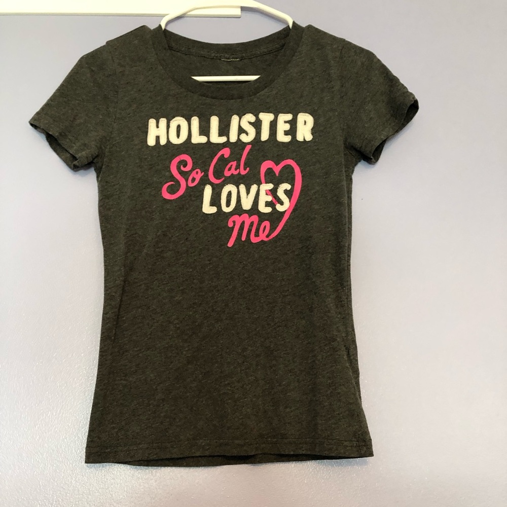 Hollister cute tee